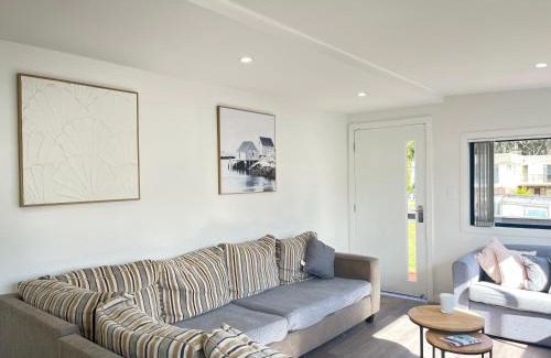 St. Georges Basin House | The Branch by the Basin Family Escape