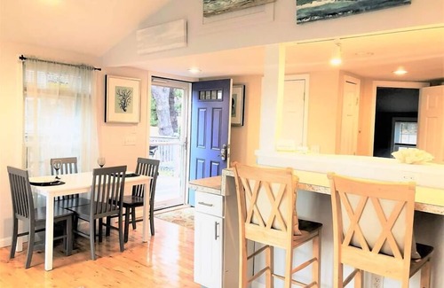 Eastham Apartment | The Breeze Overlooking Minister s Pond