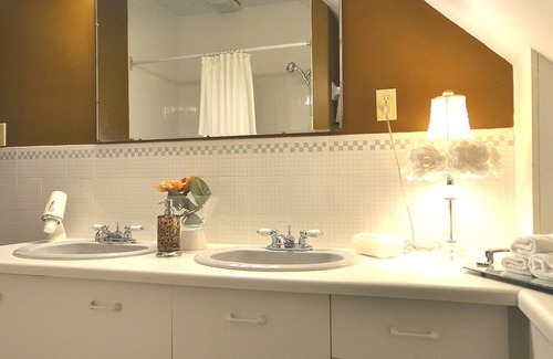 Elmsdale Bed & Breakfast | The Briarwood B&B