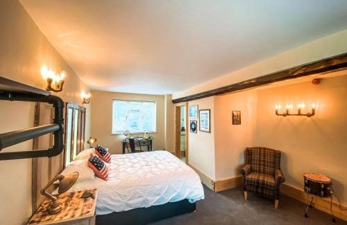 Bridgnorth Apartment | The Bridge at Riverside Suites