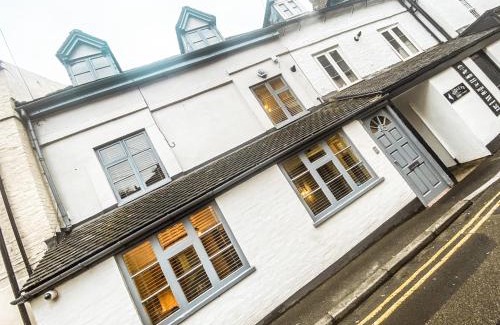 Bridgnorth Apartment | The Bridge at Riverside Suites