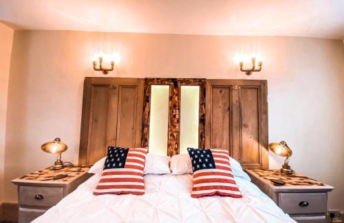 Bridgnorth Apartment | The Bridge at Riverside Suites