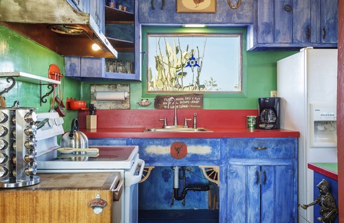 Joshua Tree Cabin | The Cabin Under The Stars - Hot Tub, Bbq And A Firepit 2 Bedroom Cabin by RedAwning