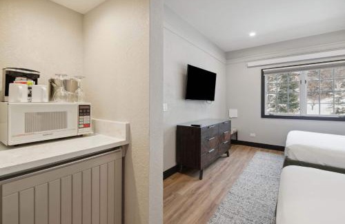Beaver Creek Hotel | The Charter at Beaver Creek D315
