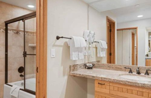 Beaver Creek Hotel | The Charter at Beaver Creek F425
