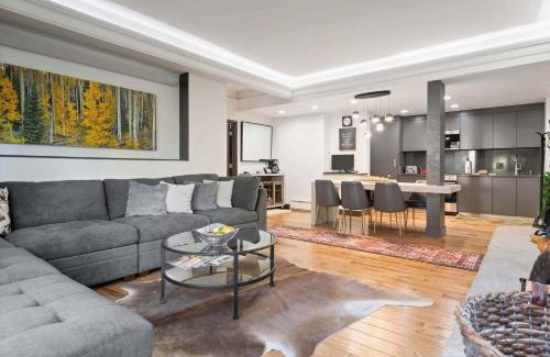 Beaver Creek Apartment | The Charter at Beaver Creek B110