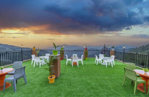 Fagu Hotel | The Charvi Retreat I Conference I Vacations I MICE I Family Events I Open Air Terrace I Sky Bonfire I Wooden Rooms With Pvt Balconies I by Exotic Stays