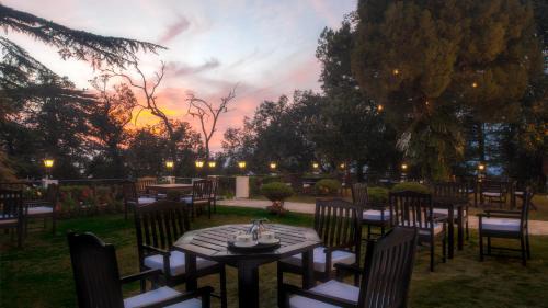 Mussoorie Hotel | The Claridges Nabha Residence