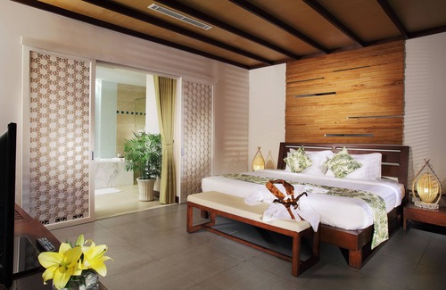 Phu Hai Beach Hotel | The Cliff Resort & Residences