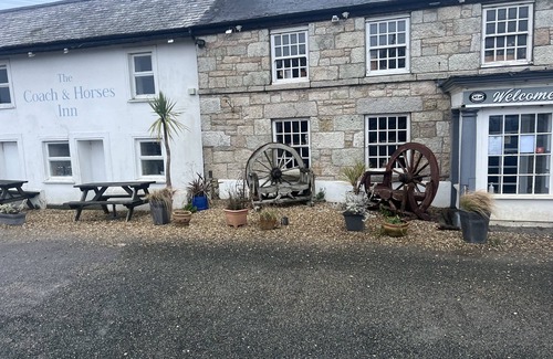Saint Erth Praze Hotel | The Coach And Horses Inn