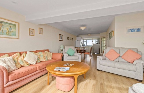 Pevensey House | The Coastal Crab - Family-friendly Three-bed Beach House in Pevensey