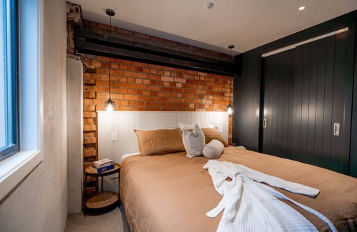 Te Aro Hotel | The Cobbler Hotel