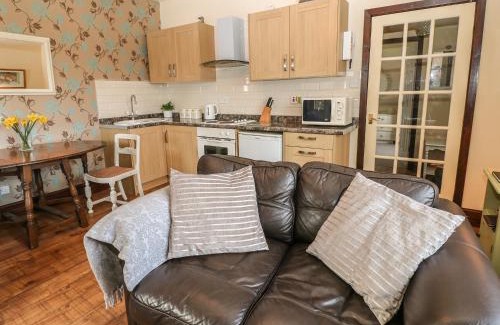 High Peak House | The Cottage at Moseley House Farm