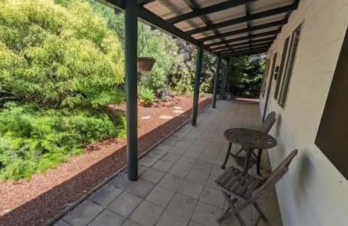 Serpentine-Jarrahdale Bed & Breakfast | The Cottage on George Street