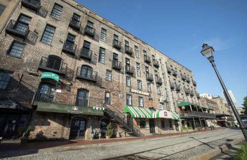 Historic District - North Hotel | The Cotton Sail Hotel Savannah - Tapestry Collection by Hilton