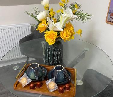 Tamworth House | The Cottontail - Modern Private Room With Breakfast - Tamworth