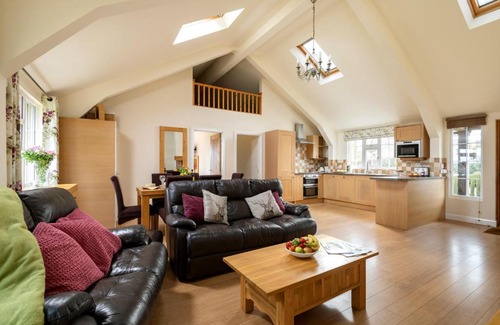 Tarporley House | The Country Lodge at Hill House Farm Cheshire