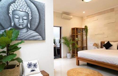 Batu Bolong Villa | - The Cozy Hub -