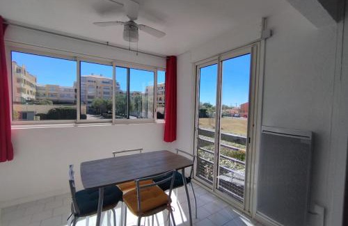 Frontignan Apartment | The cozy place on the port and the beach