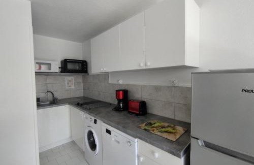 Frontignan Apartment | The cozy place on the port and the beach