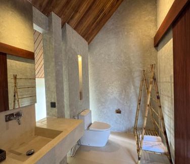 Mushroom Bay Resort | The Cubang Hut's Lembongan