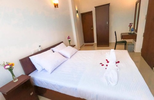 Suduwella Hotel | THE DEN 23