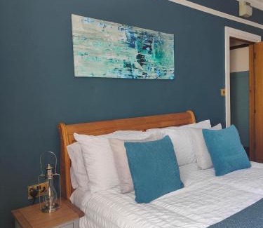 Lamphey Hotel | The Dial inn