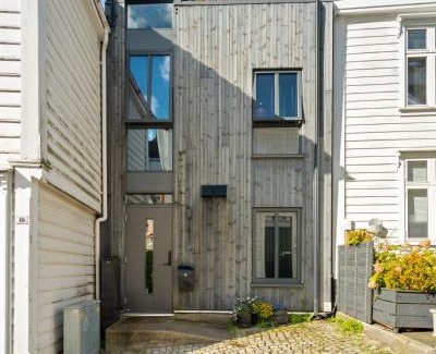 Bergen City Centre Apartment | The Double Date I Architectural Gem