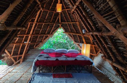 Bommayapalayam Ski Chalet | The earthen hut