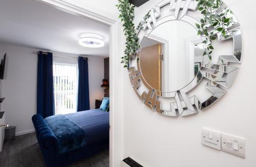 Clayton Apartment | The East Retreat
