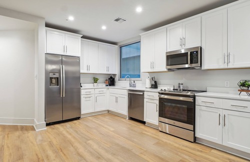 Central Business District Apartment | The Eleanor New Orleans