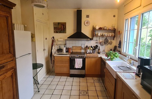 Giverny House | The Enchanted House. Large house in the heart of Giverny for 9 people.
