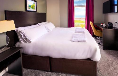 Paignton Hotel | The Esplanade Hotel by Compass Hospitality