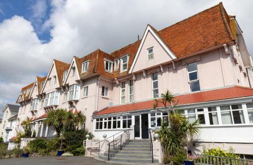 Paignton Hotel | The Esplanade Hotel by Compass Hospitality
