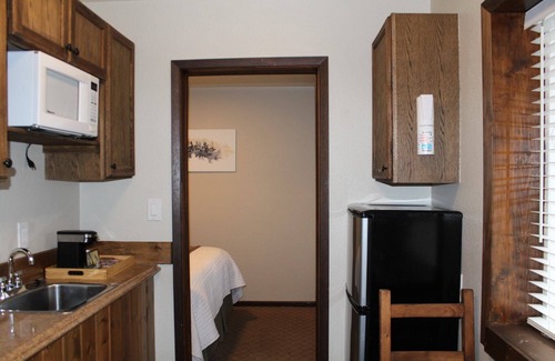 West Yellowstone Hotel | The Evergreen