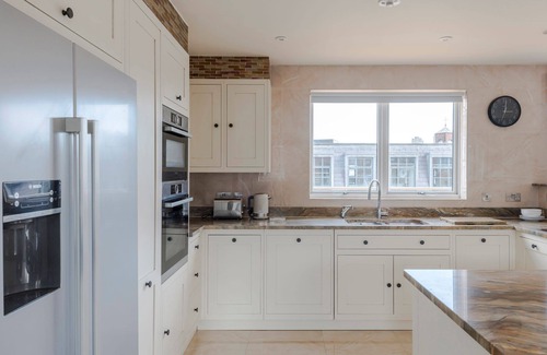Clerkenwell Apartment | The Eyre Suite Penthouse - Farringdon - by Frankie