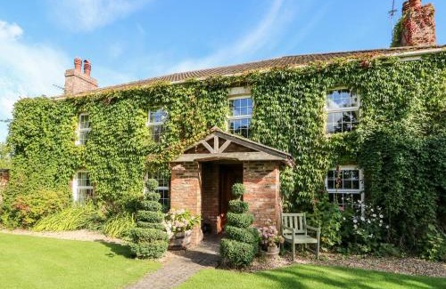Burgh le Marsh House | The Farmhouse