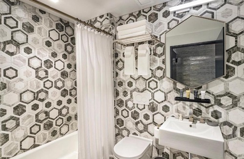 Stone Street Historic District Hotel | The FIDI Hotel