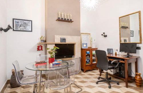 Repubblica House | The Five Oscars Inn