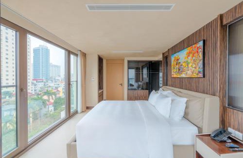 Ba Dinh Apartment | The Five Suites Lilas