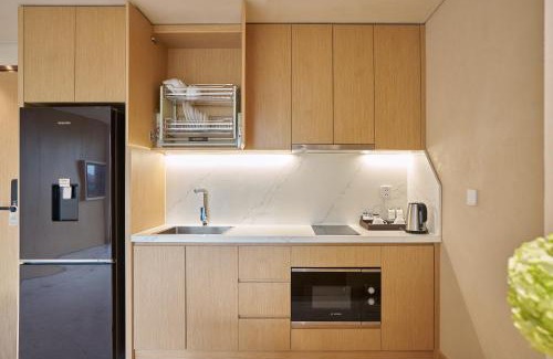 Ba Dinh Apartment | The Five Suites Lilas