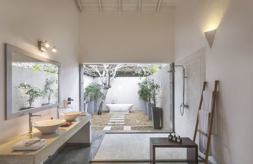 Talpe Hotel | The Frangipani Tree By Edwards Collection