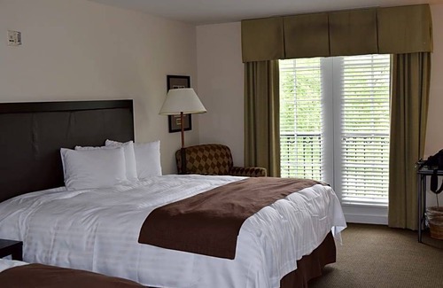 Glenview Hotel | The Glen Club