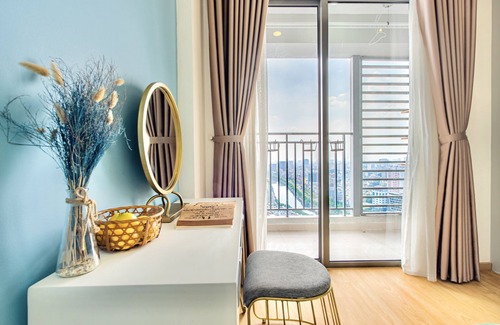 Bach Dang Riverside Apartment | The Grand Saigon Apartment - City Centre