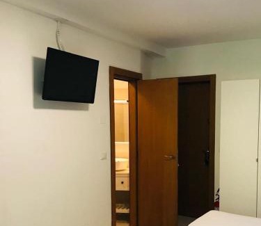 Costermano Apartment | The Green Nest - pool & lake view