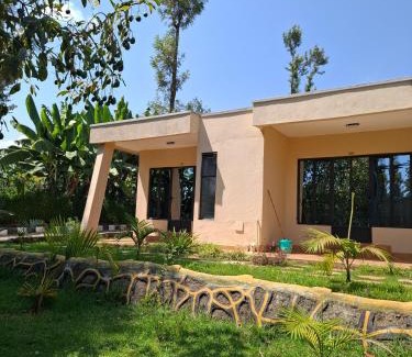 Central Province Hotel | The GreenTulip Gardens