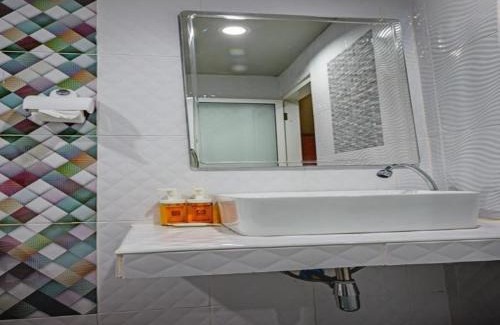 Downtown Krabi Hotel | The Guest Hotel Krabi