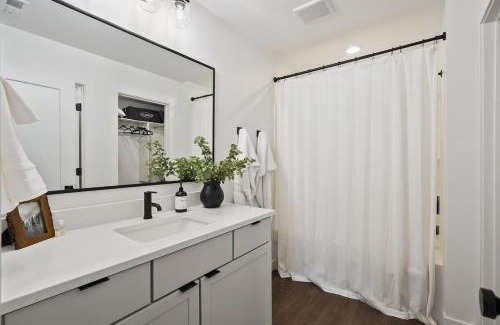 Mountain Green House | The Happy Place near Snowbasin