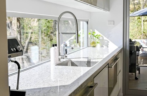 Murrays Beach House | The Harmony Retreat - Luxurious Murrays Beach Retreat