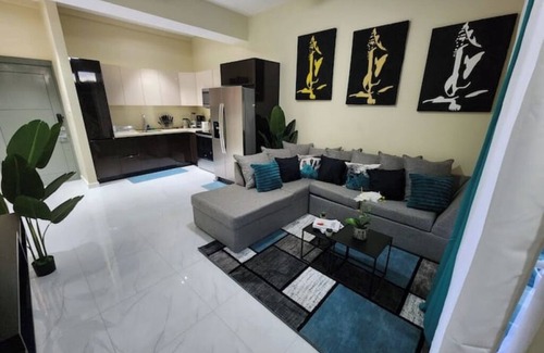 Barbican Apartment | The Hidden Gem 1BR/1BA w/Pool